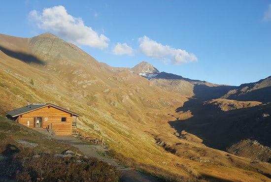 Salita al rifugio-ristorante Grauson